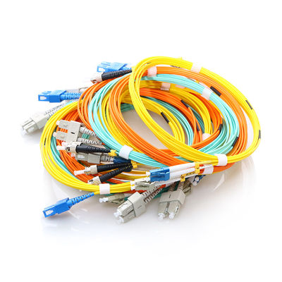 Гибкий провод 2.0mm кабеля волокна FTTH однорежимный симплексный 3.0mm LC UPC