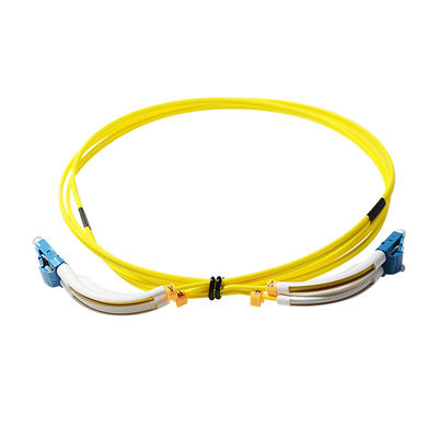 кабель заплаты волокна SC LC 2.0mm 3.0mm с ботинком 90 градусов двинутым под углом гибким трубопроводом